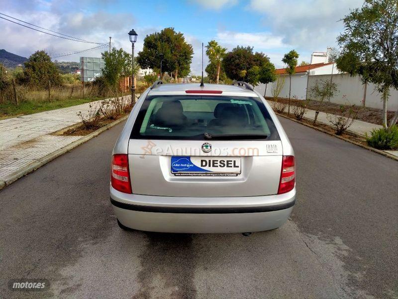 Skoda Fabia Combi 1.9 SDi 64CV Young de 2005 con 164.000 Km por 3.500 EUR. en Badajoz