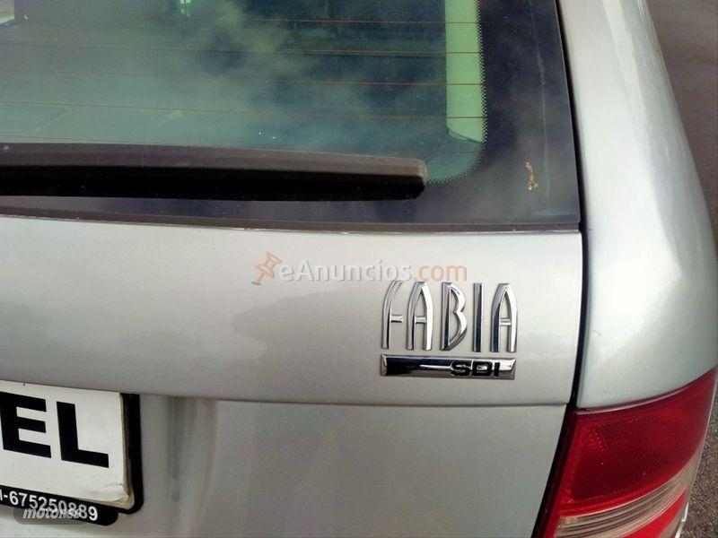 Skoda Fabia Combi 1.9 SDi 64CV Young de 2005 con 164.000 Km por 3.500 EUR. en Badajoz