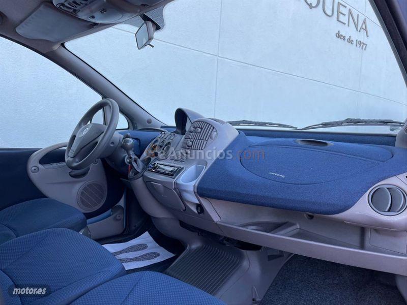 Fiat Multipla 1.9 JTD Dynamic de 2005 con 153.236 Km por 3.850 EUR. en Barcelona