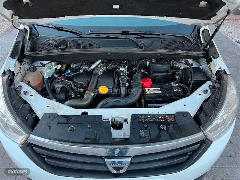 Dacia Lodgy Laureate dCi 66kW 90CV 5Pl 2017 de 2017 con 380.000 Km por 4.400 EUR. en Malaga