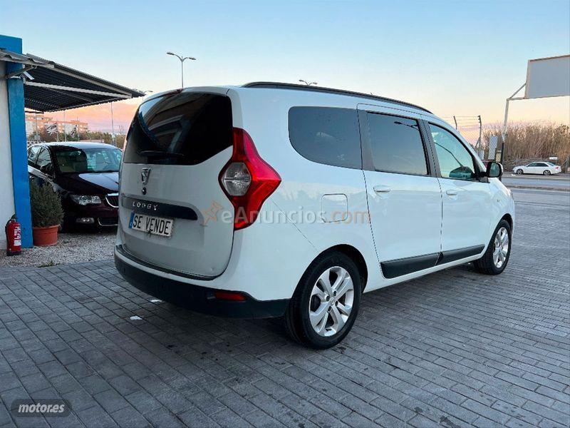 Dacia Lodgy Laureate dCi 66kW 90CV 5Pl 2017 de 2017 con 380.000 Km por 4.400 EUR. en Malaga