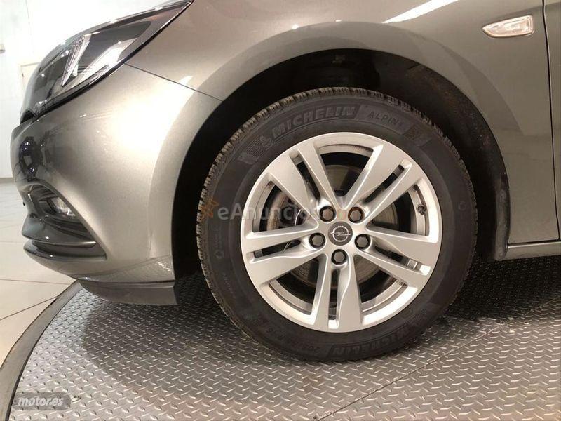 Opel Astra 1.6 CDTi SS 100kW 136CV Excellence ST de 2018 con 133.000 Km por 13.500 EUR. en Leon
