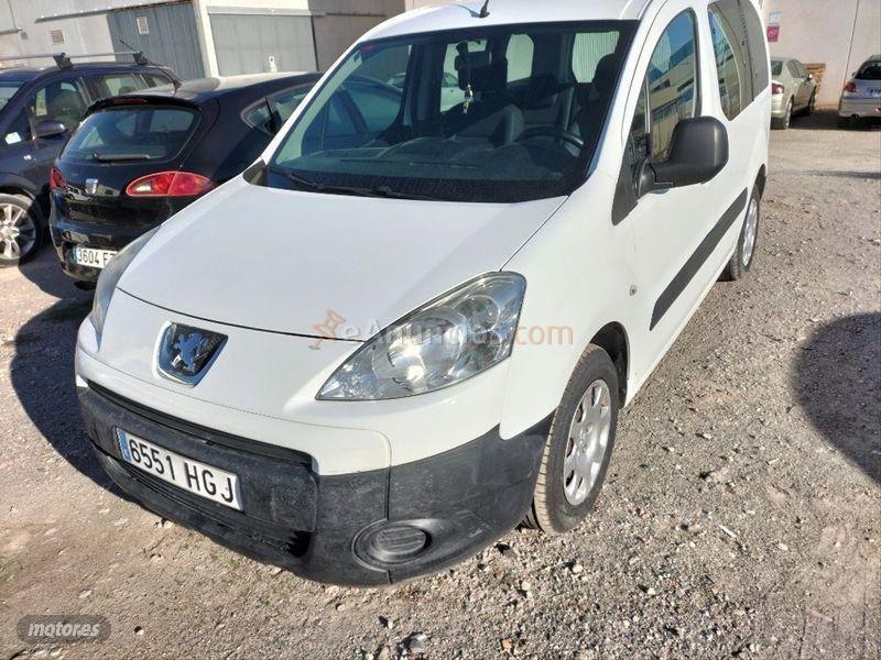 Peugeot Partner Tepee Confort 1.6 HDi 90cv de 2011 con 225.700 Km por 5.500 EUR. en Murcia