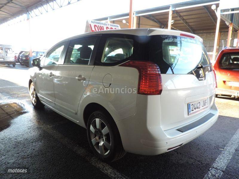 Peugeot 5008 Allure 2.0 BlueHDi 110KW 150CV de 2017 con 260.000 Km por 8.200 EUR. en Badajoz