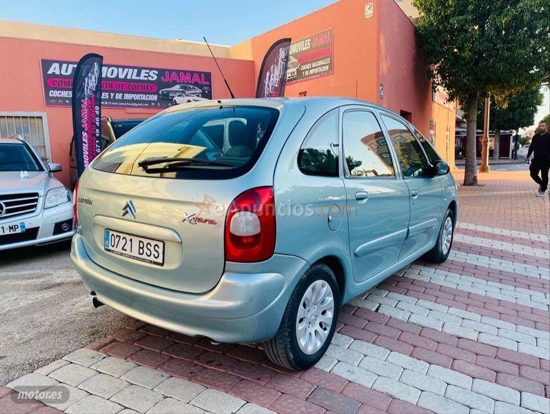 Citroen Xsara Picasso 2.0 HDI de 2002 con 260.000 Km por 2.000 EUR. en Murcia