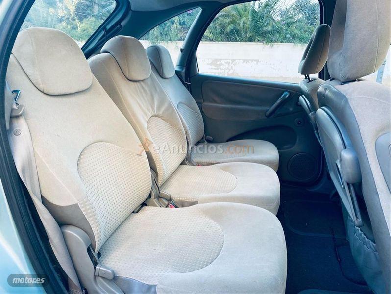 Citroen Xsara Picasso 2.0 HDI de 2002 con 260.000 Km por 2.000 EUR. en Murcia