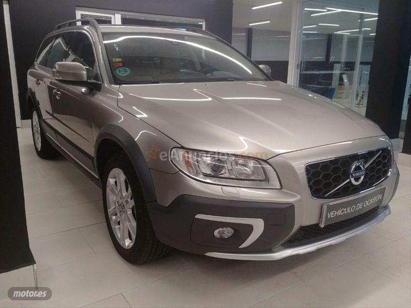 Volvo XC 70 2.4 D4 AWD Summum de 2015 con 154.495 Km por 21.500 EUR. en Guipuzcoa