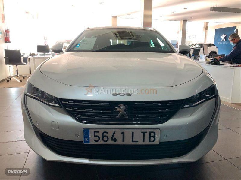 Peugeot 508 Hybrid SW Allure Pack HYBRID 225 eEAT8 de 2021 con 200 Km por 35.800 EUR. en Ciudad Real