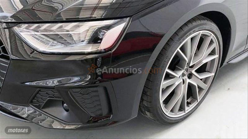 Audi A4 Avant Black line 35 TFSI 110kW 150CV de 2019 con 12.000 Km por 38.900 EUR. en Barcelona