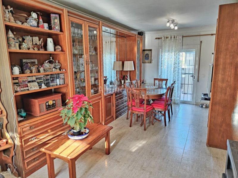 Casa-Chalet en Venta en Escala, L Girona