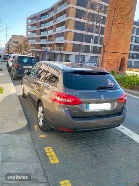 Peugeot 308 SW Style 1.6 BlueHDi 120 de 2016 con 83.000 Km por 12.500 EUR. en Barcelona