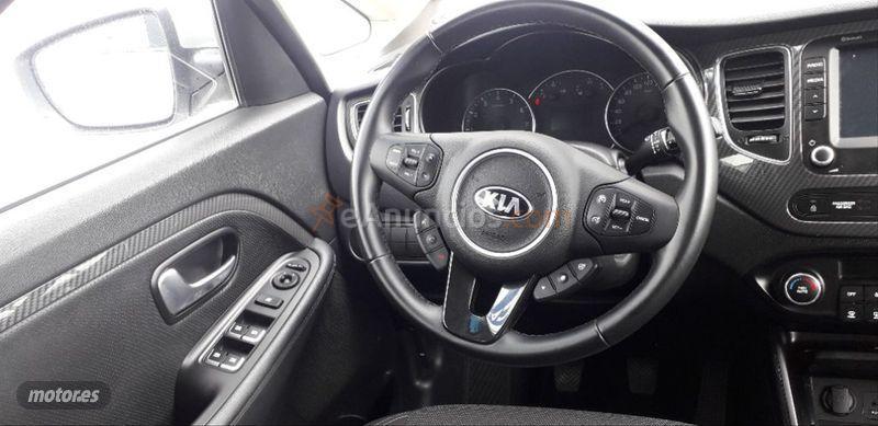 Kia Carens 1.6 GDi 99kW 135CV Drive de 2018 con 20.900 Km por 15.290 EUR. en Madrid