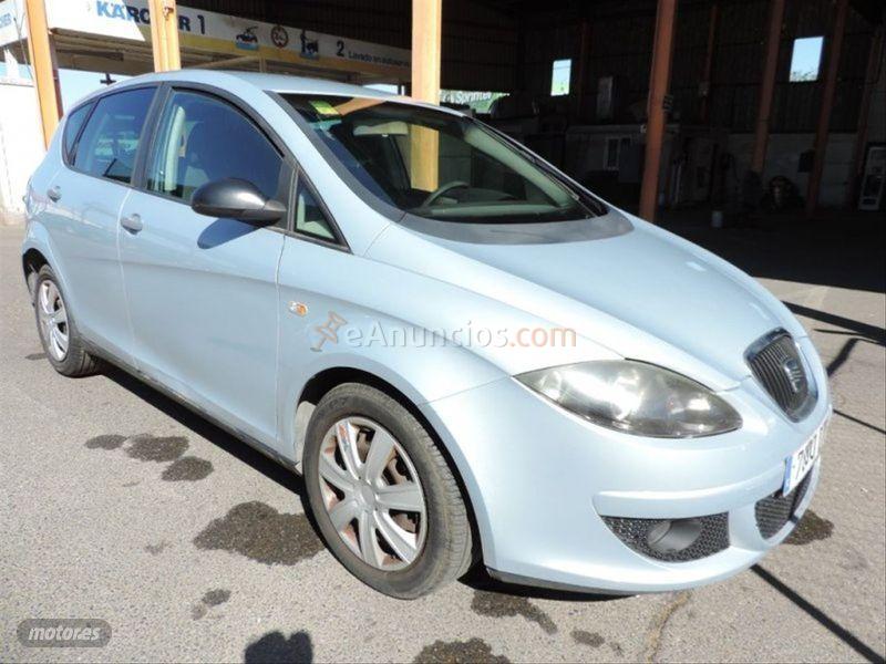 Seat Altea 1.9 TDI 105cv Reference de 2006 con 220.000 Km por 3.500 EUR. en Badajoz