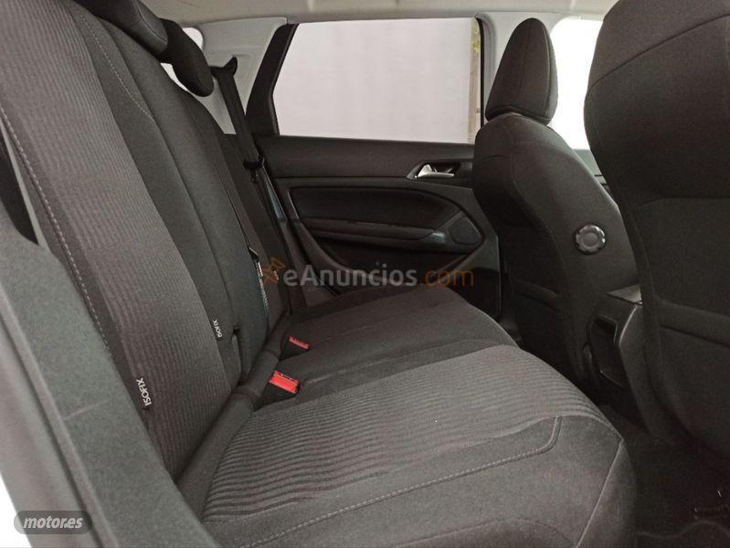 Peugeot 308 Nuevo 308 SW Access 1.6 HDI 92 de 2014 con 272.000 Km por 5.499 EUR. en Madrid