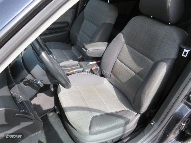 Audi Allroad Quattro 2.5TDI quattro tiptronic de 2003 con 196.000 Km por 5.990 EUR. en Madrid