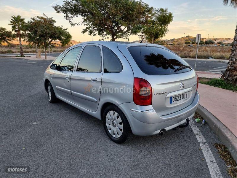 Citroen Xsara Picasso 1.6 16v HDI Exclusive de 2005 con 160.000 Km por 2.850 EUR. en Alicante
