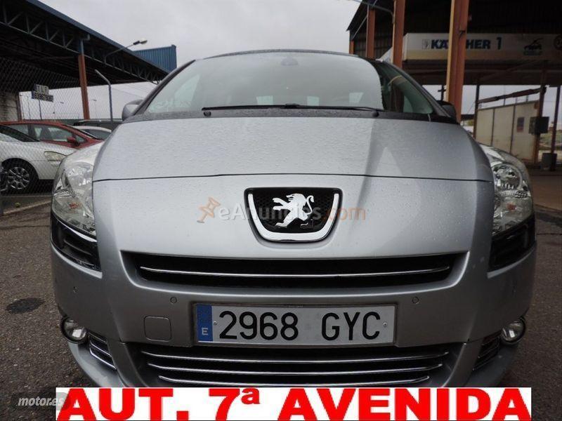 Peugeot 5008 Sport Pack 1.6 HDI 112 FAP de 2011 con 195.000 Km por 8.200 EUR. en Badajoz