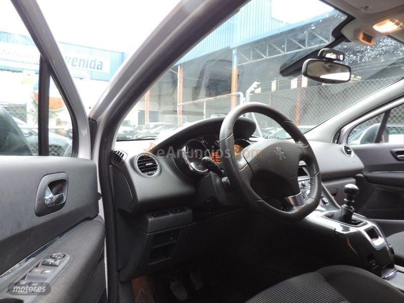 Peugeot 5008 Sport Pack 1.6 HDI 112 FAP de 2011 con 195.000 Km por 8.200 EUR. en Badajoz