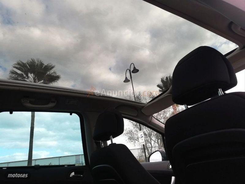 Peugeot 308 SW Sport 1.6 VTi de 2009 con 130.000 Km por 4.800 EUR. en Malaga