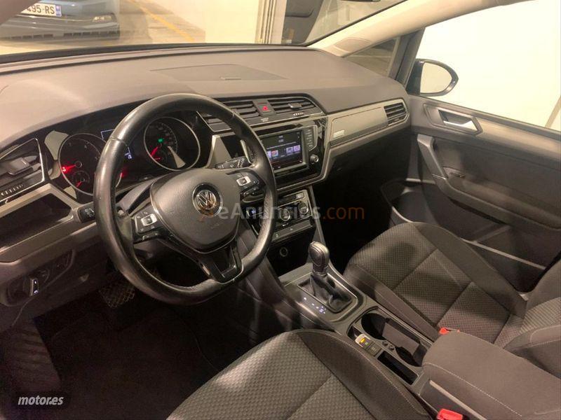 Volkswagen Touran Advance 2.0 TDI SCR 150CV BMT DSG de 2016 con 115.000 Km por 22.300 EUR. en Valladolid