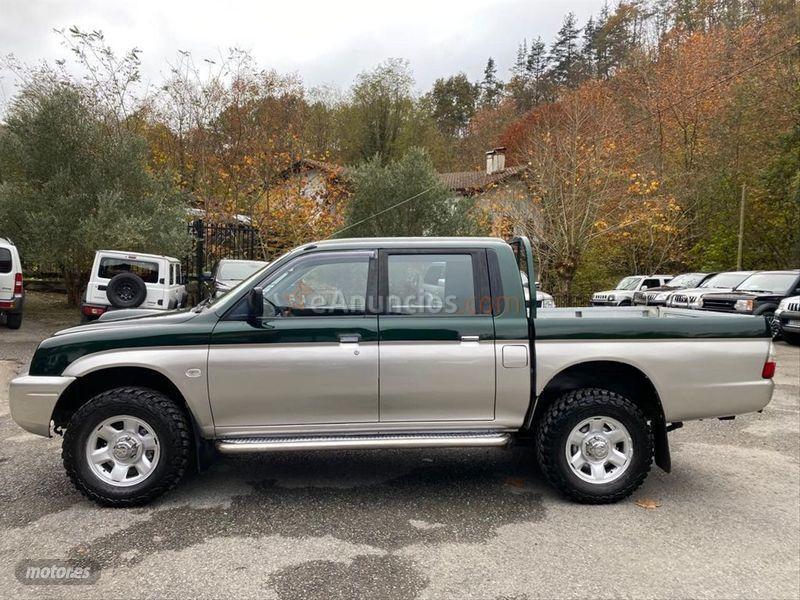 Mitsubishi L 200 Doble Cabina 4X4 Instyle de 2006 con 306.000 Km por 8.500 EUR. en Navarra