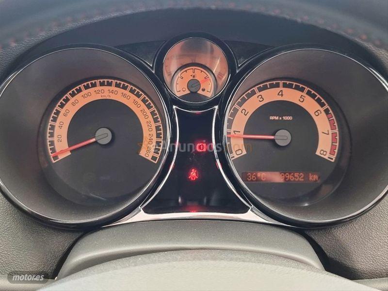 Opel GT 2.0 Turbo de 2008 con 99.790 Km por 14.390 EUR. en Madrid