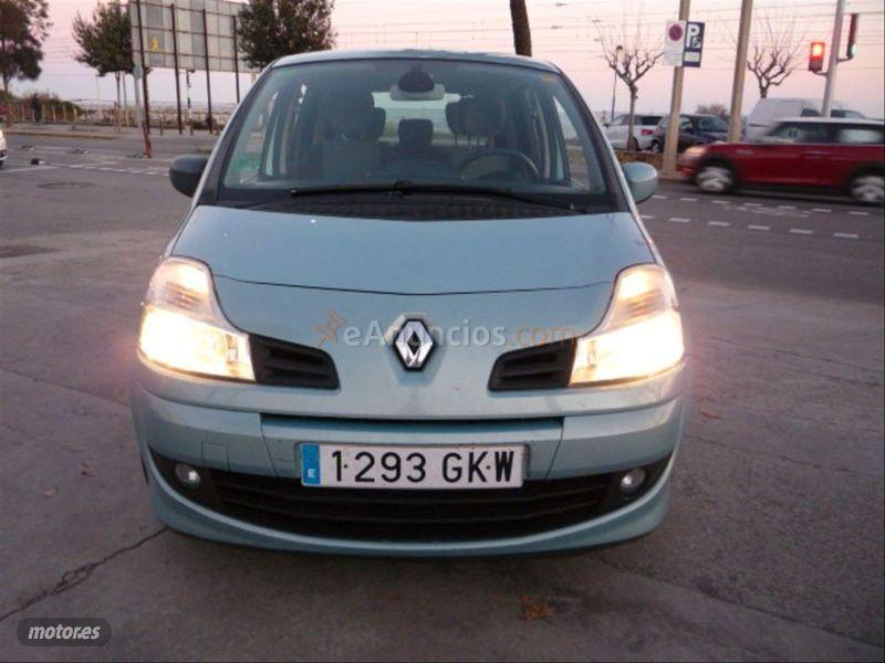 Renault Grand Modus Dynamique TCE100 eco2 de 2009 con 200.000 Km por 3.800 EUR. en Barcelona