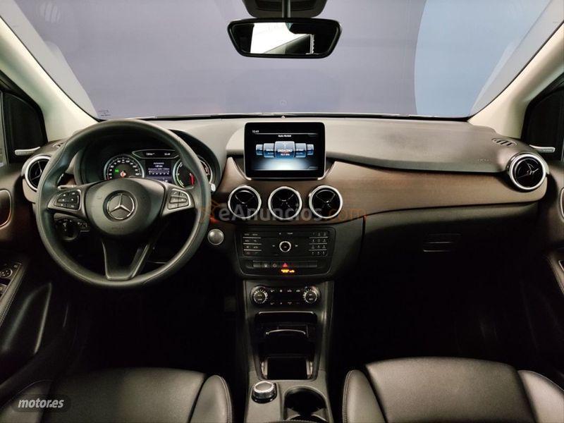 Mercedes Clase B B 250 e de 2016 con 32.300 Km por 20.500 EUR. en Pontevedra