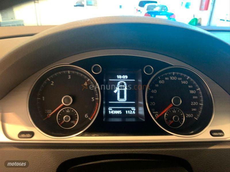 Volkswagen Passat Alltrack 2.0 TDI 177cv DSG 4motion BMT de 2014 con 143.000 Km por 24.900 EUR. en Navarra