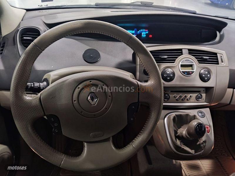 Renault Grand Scenic Confort Dynamique 1.9dCi EU4 de 2005 con 293.000 Km por 1.990 EUR. en Lleida