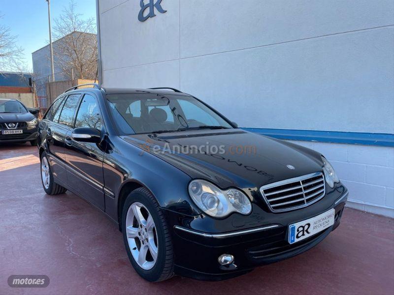 Mercedes Clase C C 270 CDI AVANTGARDE de 2004 con 320.000 Km por 4.850 EUR. en Barcelona