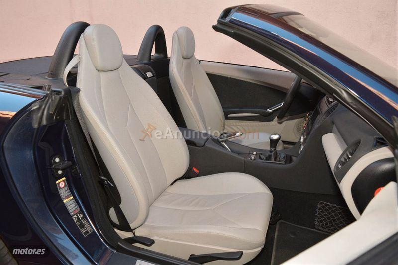 Mercedes Clase SLK SLK 350 de 2008 con 74.000 Km por 18.500 EUR. en Madrid