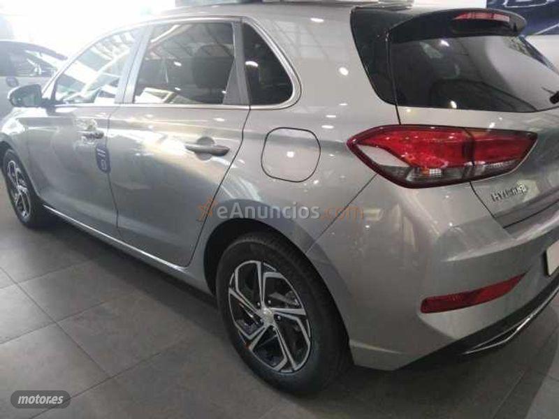 Hyundai i30 5P TGDI 1.0 120CV 48V TECNO de 2021 por 22.650 EUR. en Segovia