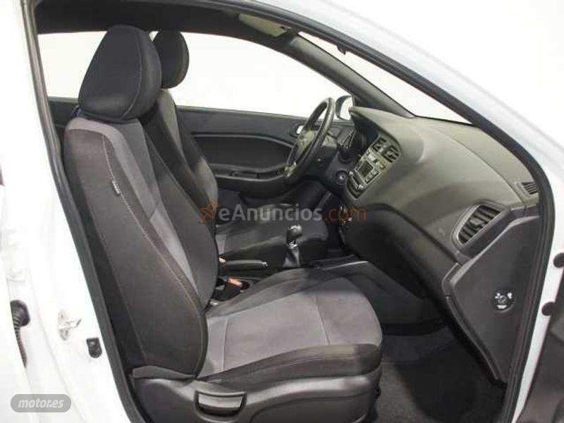 Hyundai i20 1.2 Fresh de 2017 con 20.600 Km por 11.990 EUR. en Cadiz