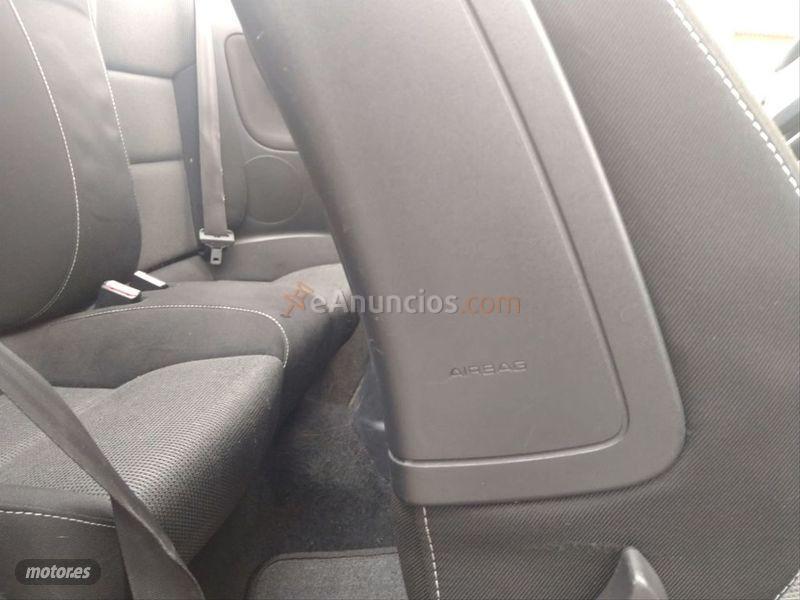 Peugeot 207 CC 1.6 VTi 16v 120 de 2007 con 198.000 Km por 3.490 EUR. en Madrid