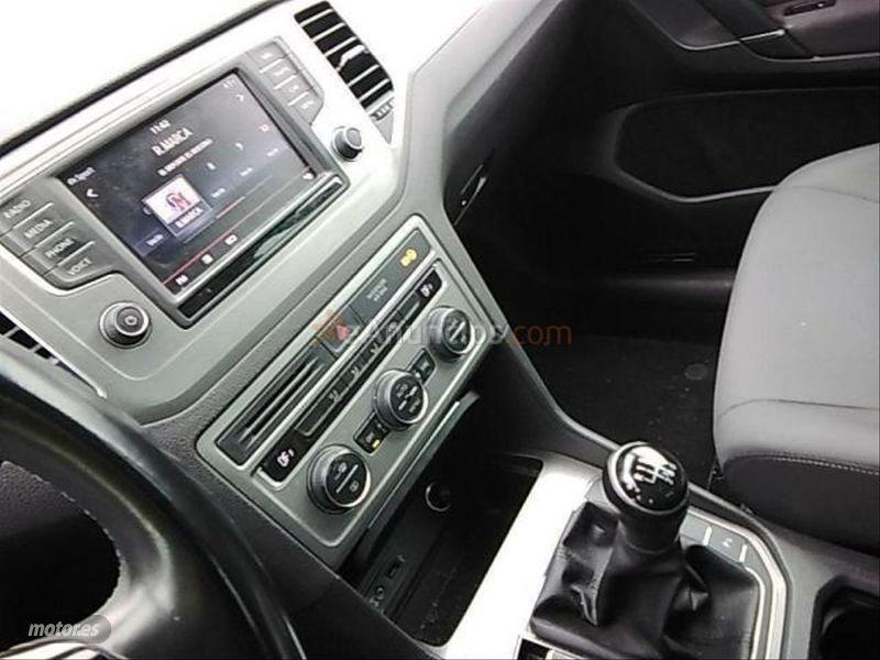 Volkswagen Golf Advance 2.0 TDI 150cv BMT de 2014 con 185.000 Km por 12.900 EUR. en Navarra