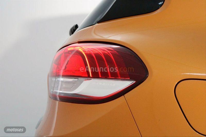 Renault Scenic Zen Energy TCe 97kW 130CV de 2017 con 68.300 Km por 22.490 EUR. en Madrid