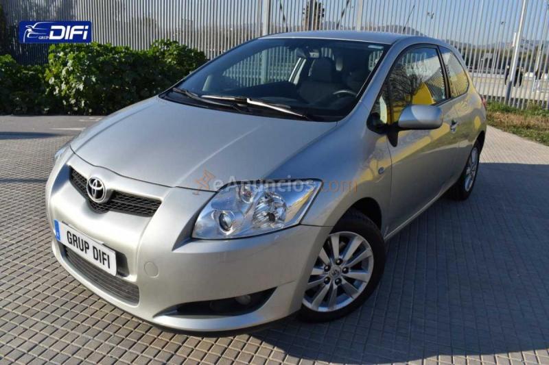 Toyota Auris 2.0 D4D Luna 