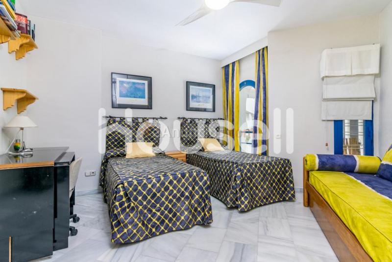 Piso en venta de 214 m Calle Ramón Gómez de la Serna, 29602 Marbella (Málaga)