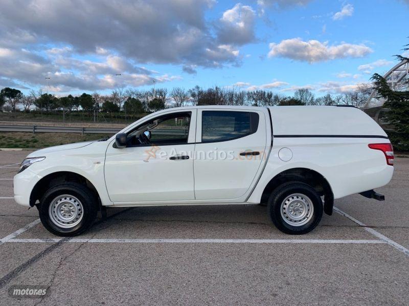 Mitsubishi L 200 DC 250 DID MPro de 2018 con 110.000 Km por 21.900 EUR. en Madrid