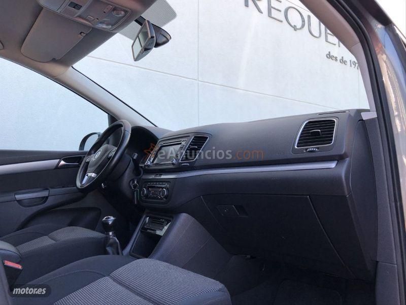 Volkswagen Sharan 2.0 TDI 140cv Advance BlueMotion Tech de 2011 con 210.000 Km por 11.850 EUR. en Barcelona