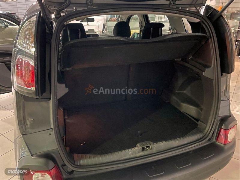 Citroen C3 Picasso HDI 90cv Airdream Attraction de 2014 con 86.000 Km por 9.990 EUR. en Salamanca