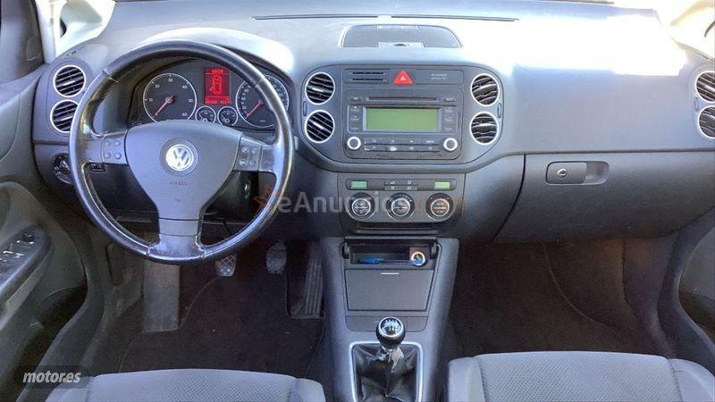 Volkswagen Golf Plus 2.0 TDI Highline de 2005 con 291.927 Km por 2.440 EUR. en Madrid