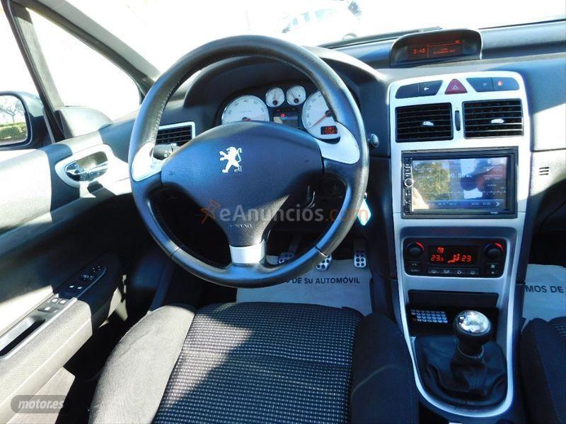 Peugeot 307 CC 1.6 16v de 2006 con 170.600 Km por 3.900 EUR. en Valencia