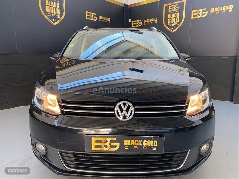 Volkswagen Touran 1.6 TDI 105cv DSG Advance de 2013 con 152.000 Km por 12.990 EUR. en Madrid
