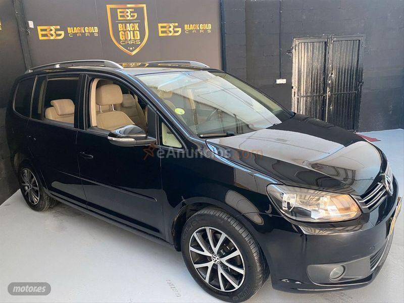 Volkswagen Touran 1.6 TDI 105cv DSG Advance de 2013 con 152.000 Km por 12.990 EUR. en Madrid