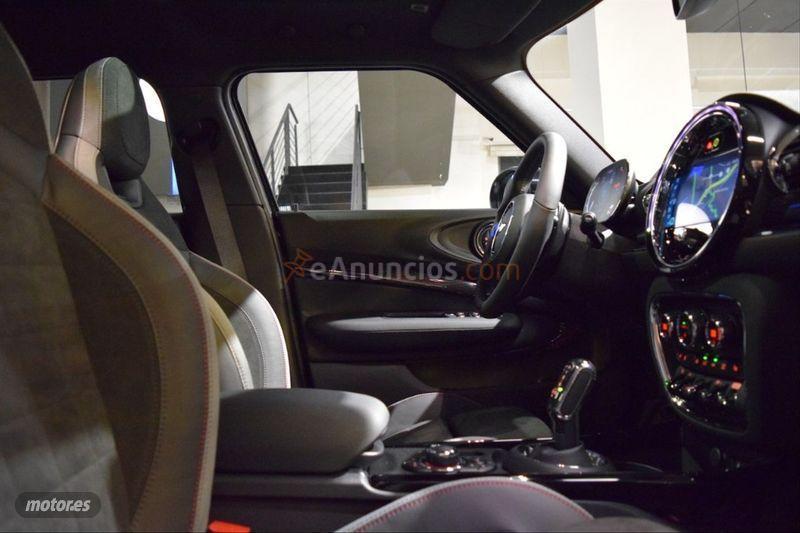 Mini Clubman JOHN COOPER WORKS ALL4 de 2021 con 4.100 Km por 49.900 EUR. en Barcelona