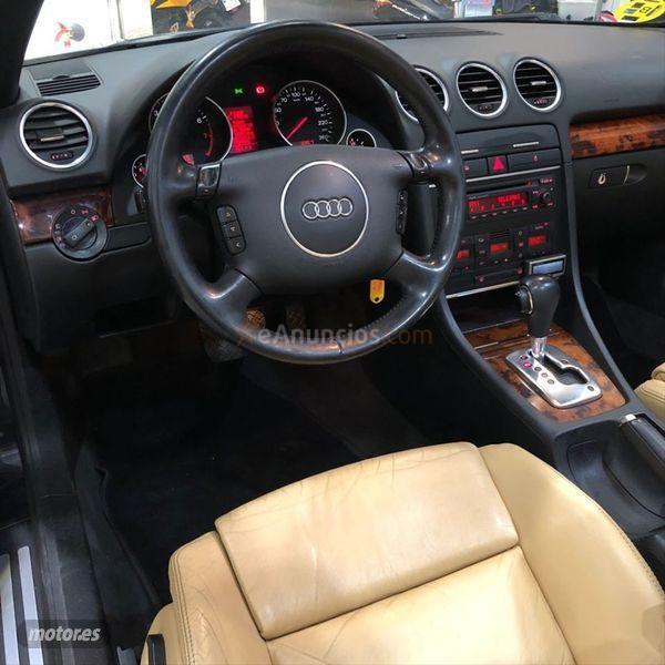 Audi A4 3.0 multitronic Cabrio de 2002 con 382.000 Km por 5.990 EUR. en Barcelona