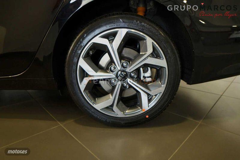 Kia Ceed SW Tourer 1.6 GDi PHEV 104kW 141CV eTech de 2022 con 1 Km por 31.000 EUR. en Alicante