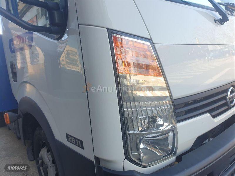 Nissan Cabstar C28112B51 Basico Media Caja Aluminio de 2007 con 49.800 Km por 9.000 EUR. en Zaragoza